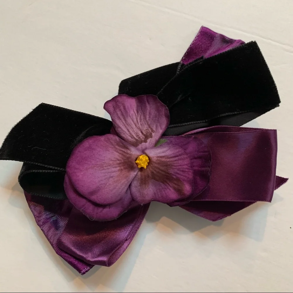 10 girls hair accessories bows, headbands scrunchies ponytail holders